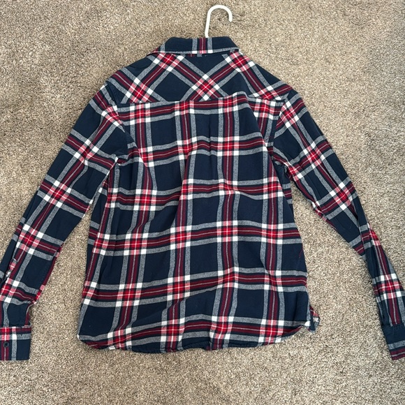 Coastal brand Flannel - Picture 2 of 3